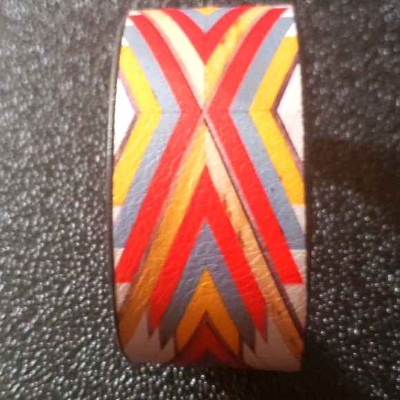 AZTEC CUFF GOLD FAUX WOOD GRAIN ORANGE BLUE - Picture 2 of 7